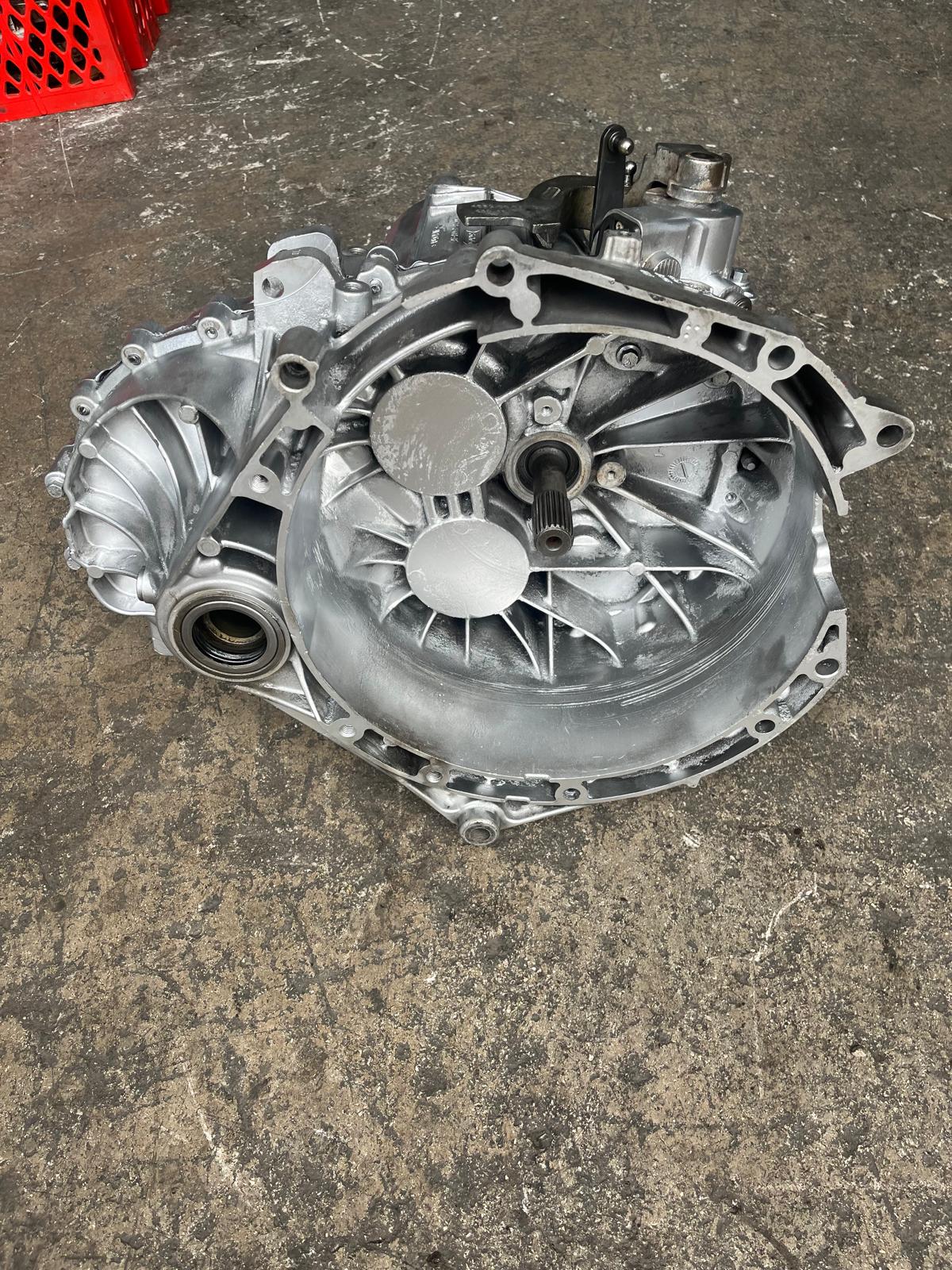 FORD CUSTOM ÇIKMA ORJİNAL ŞANZIMAN