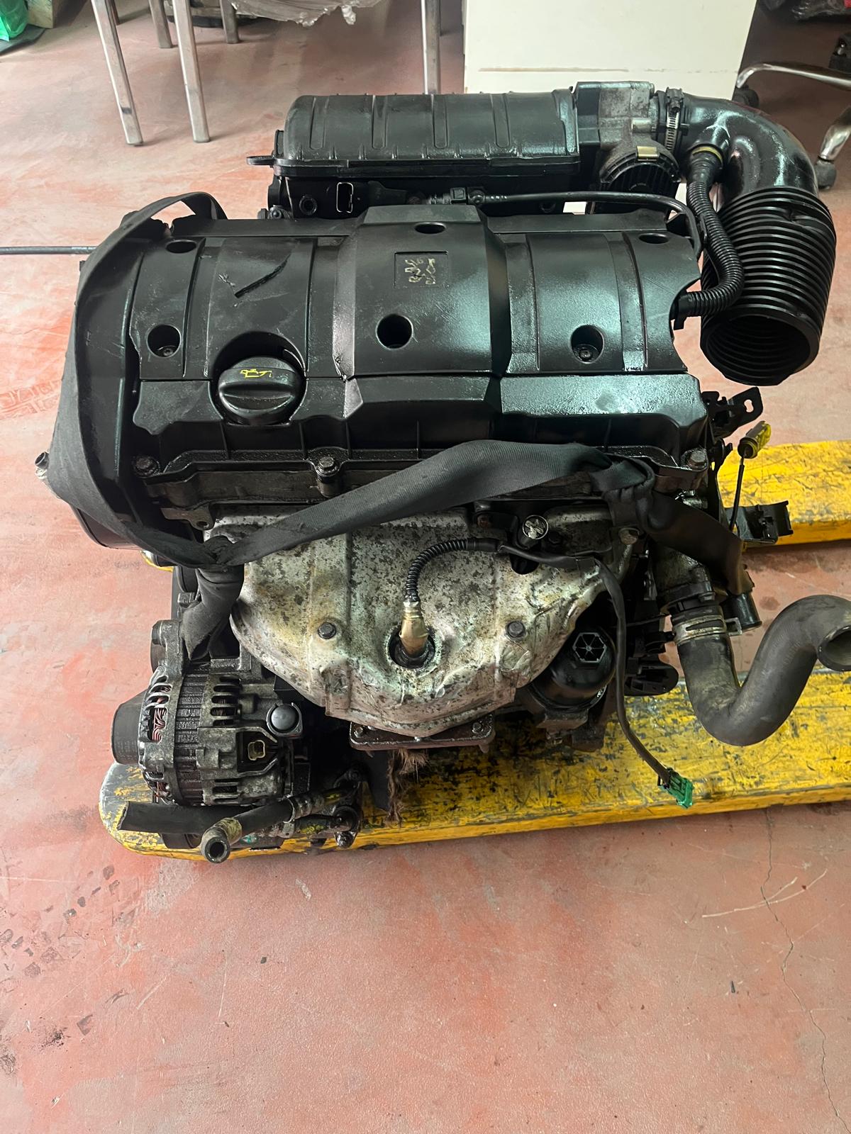 PEUGEOT 307 1.6 BENZİNLİ ÇIKMA ORJİNAL MOTOR - Görsel 3