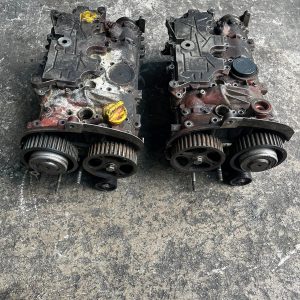RENAULT MEGANE 2 ÇIKMA ORJİNAL SİLİNDİR KAPAĞI