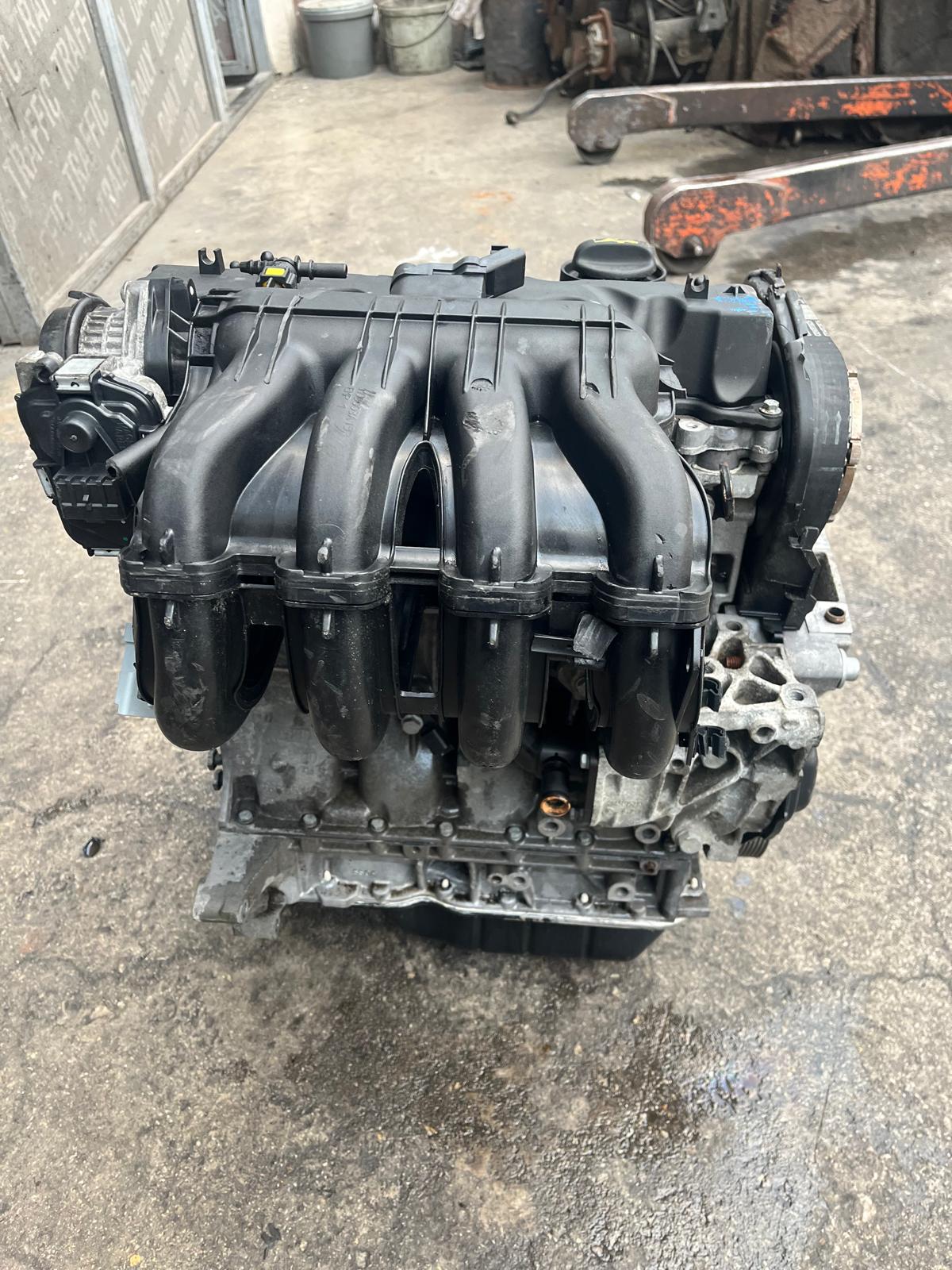 Citroen c4 1.4 16 walf benzinli çıkma orijinal motor - Görsel 5